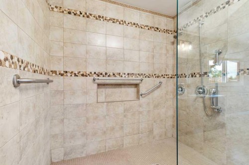 3515 43A Avenue, Red Deer, AB 