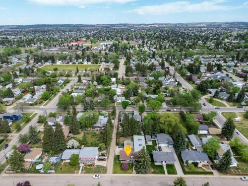 3515 43A Avenue, Red Deer, AB 