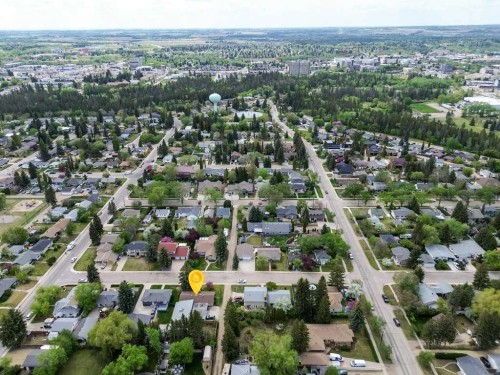 3515 43A Avenue, Red Deer, AB 