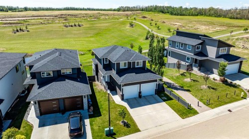 19 Vanveller Way, Sylvan Lake, AB 