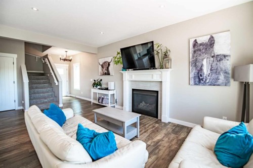19 Vanveller Way, Sylvan Lake, AB 