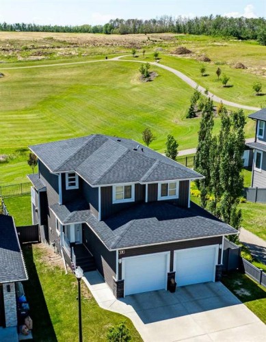 19 Vanveller Way, Sylvan Lake, AB 