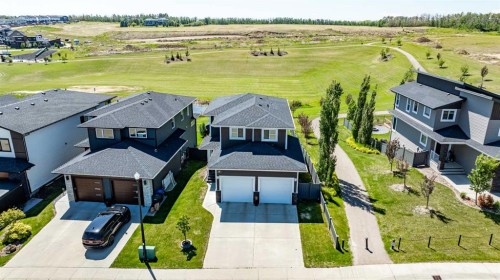 19 Vanveller Way, Sylvan Lake, AB 