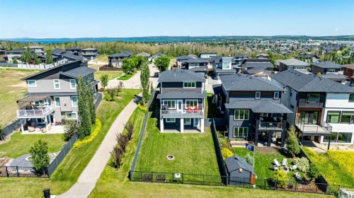 19 Vanveller Way, Sylvan Lake, AB 