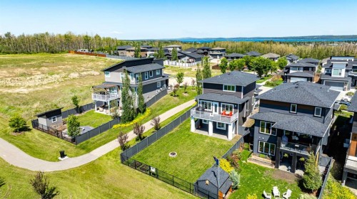 19 Vanveller Way, Sylvan Lake, AB 