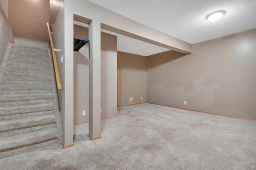 1 Dixon Crescent, Red Deer, AB 