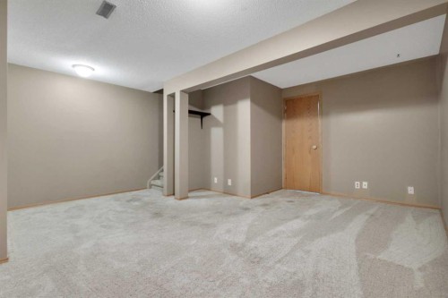 1 Dixon Crescent, Red Deer, AB 