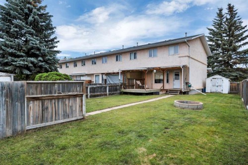 1 Dixon Crescent, Red Deer, AB 