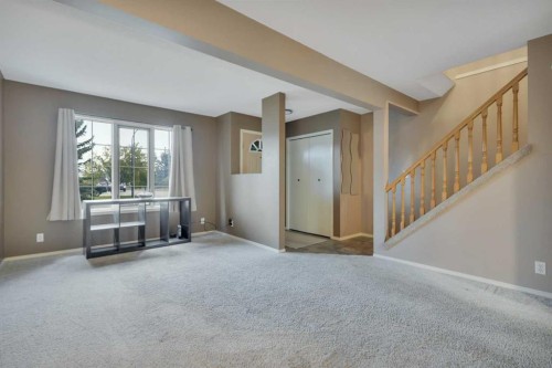 1 Dixon Crescent, Red Deer, AB 