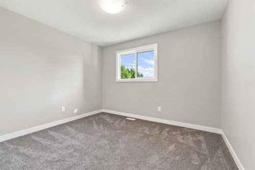 3237 55 Avenue, Red Deer, AB 
