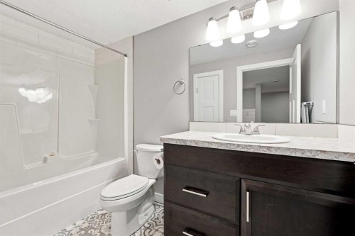 3237 55 Avenue, Red Deer, AB 