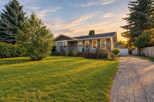 3237 55 Avenue, Red Deer, AB 