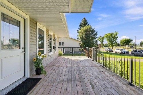 3237 55 Avenue, Red Deer, AB 