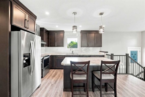 3237 55 Avenue, Red Deer, AB 