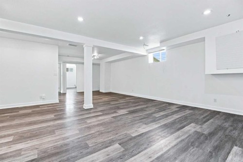 3809 50 Avenue, Sylvan Lake, AB 