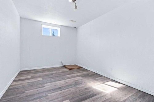 3809 50 Avenue, Sylvan Lake, AB 