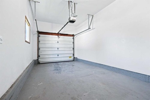 3809 50 Avenue, Sylvan Lake, AB 