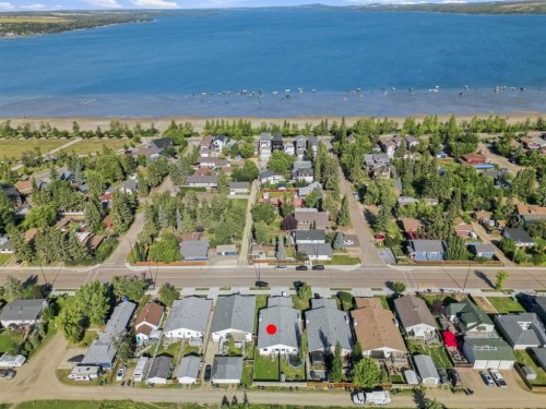 3809 50 Avenue, Sylvan Lake, AB 