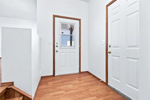 3809 50 Avenue, Sylvan Lake, AB 
