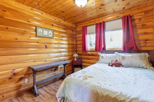 5352 32 Street, Mulhurst Bay, AB 