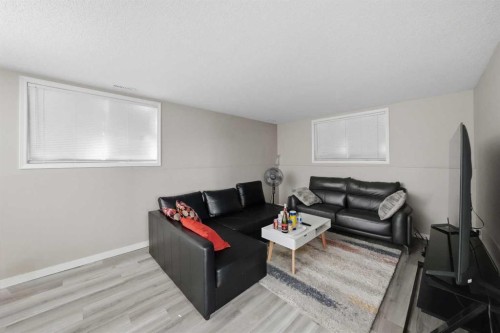 228 Jenner Crescent, Red Deer, AB 