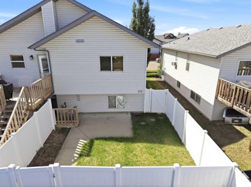 228 Jenner Crescent, Red Deer, AB 