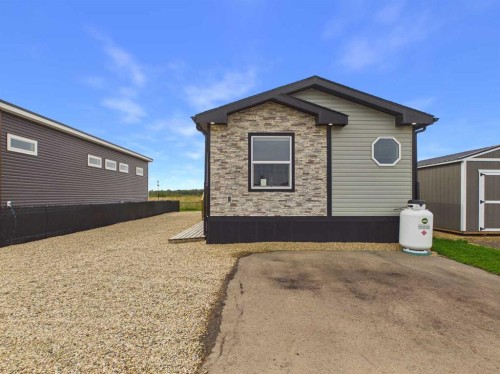 191-41019 Range Road 11  Rural Lacombe County, AB T0C 0J1
