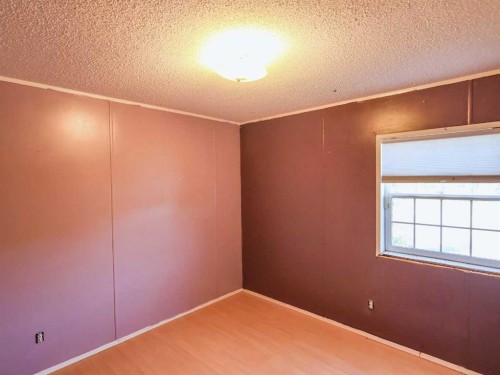 6024 Spruce Crescent, Stettler, AB 