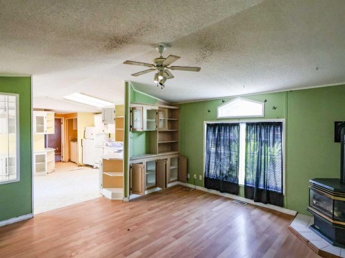 6024 Spruce Crescent, Stettler, AB 