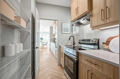 25 Hotchkiss Circle Se, Calgary, AB 