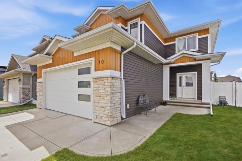 10 Mitchell Crescent, Blackfalds, AB 