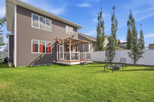 10 Mitchell Crescent, Blackfalds, AB 