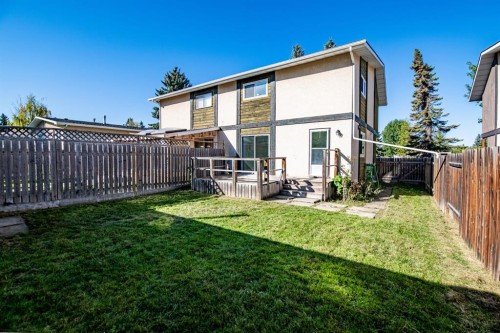 29 Abbott Close, Red Deer, AB 