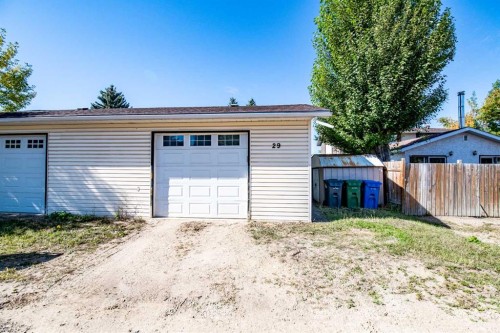 29 Abbott Close, Red Deer, AB 