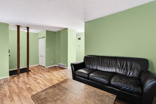 29 Abbott Close, Red Deer, AB 