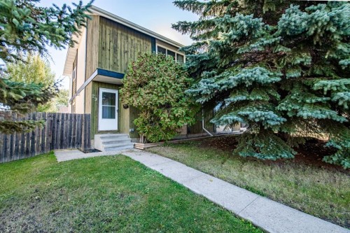 29 Abbott Close, Red Deer, AB 