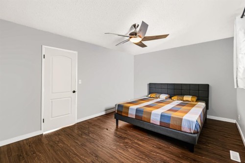 29 Abbott Close, Red Deer, AB 