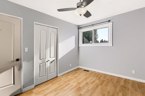29 Abbott Close, Red Deer, AB 