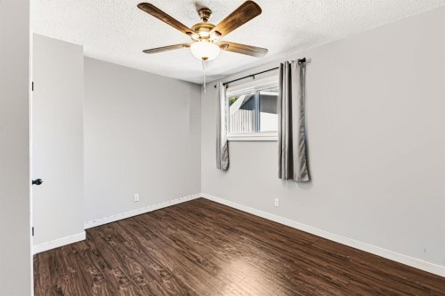29 Abbott Close, Red Deer, AB 