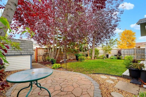 66 Dumas Crescent, Red Deer, AB 
