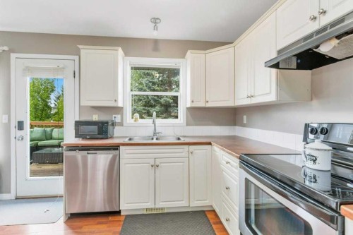104 Old Boomer Road, Sylvan Lake, AB 