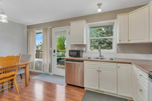 104 Old Boomer Road, Sylvan Lake, AB 