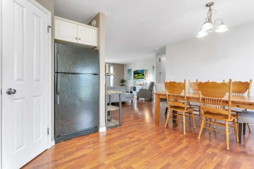 104 Old Boomer Road, Sylvan Lake, AB 