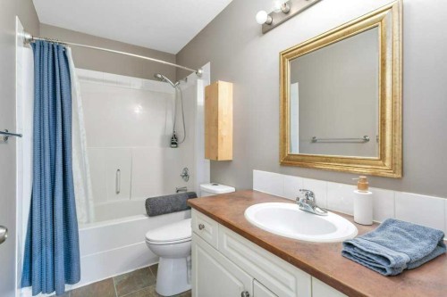 104 Old Boomer Road, Sylvan Lake, AB 