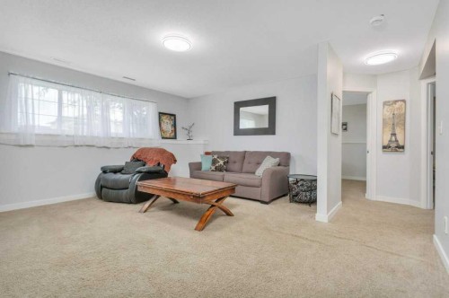 104 Old Boomer Road, Sylvan Lake, AB 