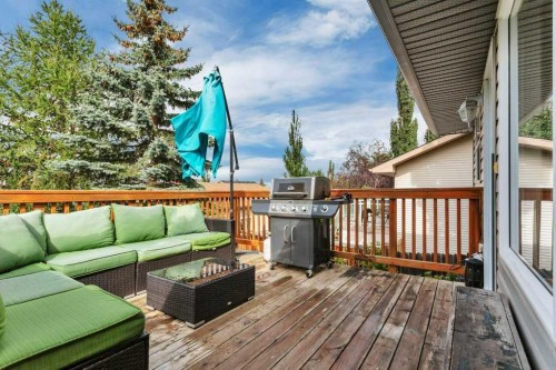 104 Old Boomer Road, Sylvan Lake, AB 