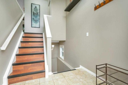 104 Old Boomer Road, Sylvan Lake, AB 