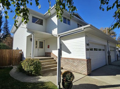 5308 46 Avenue  Red Deer, AB T4N 3N4