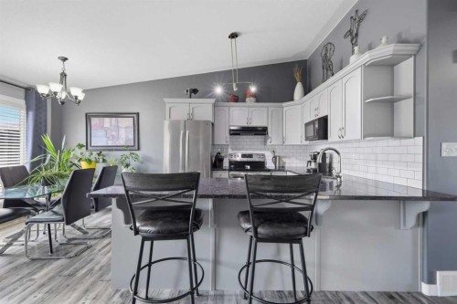 276 Lindsay Avenue, Red Deer, AB 