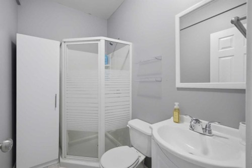 276 Lindsay Avenue, Red Deer, AB 